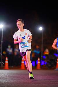 BIB: 40156
                            <button type="button" onclick="openModal(21530233)" class="btn btn-primary btn-sm float-right btn-popup" data-toggle="modal" data-target=".modal-high-quality">
                        <i class="fas fa-shopping-cart"></i> Add to Cart
                    </button>
                                            <button type="button" onclick="isThisMe(21530233, true)" class="btn btn-success btn-sm float-right btn-popup btn-isme hidden" data-toggle="tooltip" data-placement="bottom" title="นี่คือรูปของคุณใช่ไหม คลิกที่นี่เพื่อเอาเข้าอัลบั้ม">
                        <i class="fas fa-plus"></i> Add to album
                    </button>
                    <button type="button" onclick="isThisMe(21530233, false)" class="btn btn-warning btn-sm float-right btn-popup btn-isnotme hidden">
                        <i class="fas fa-ban"></i> Remove from album
                    </button>